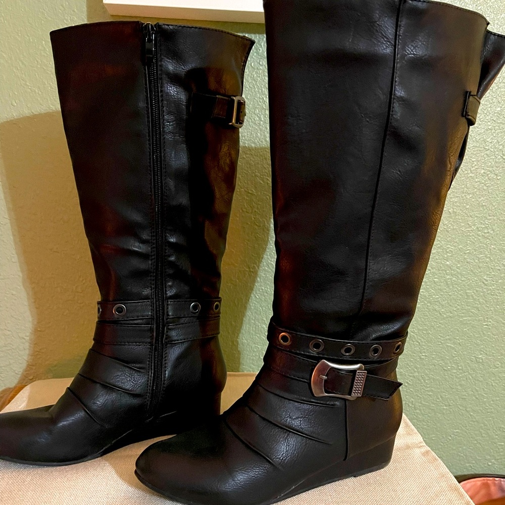 Size 7, wide calf, black wedge boots